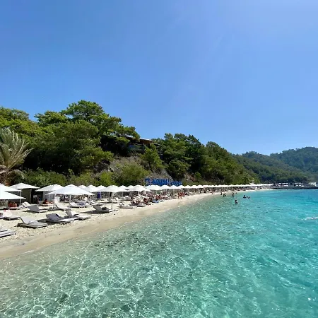 Green Centrally Located With Pool In Gocek Fethiye Отель 4*