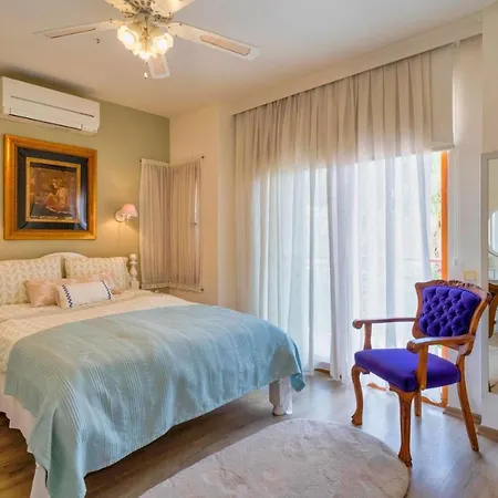 Green Centrally Located With Pool In Gocek Fethiye